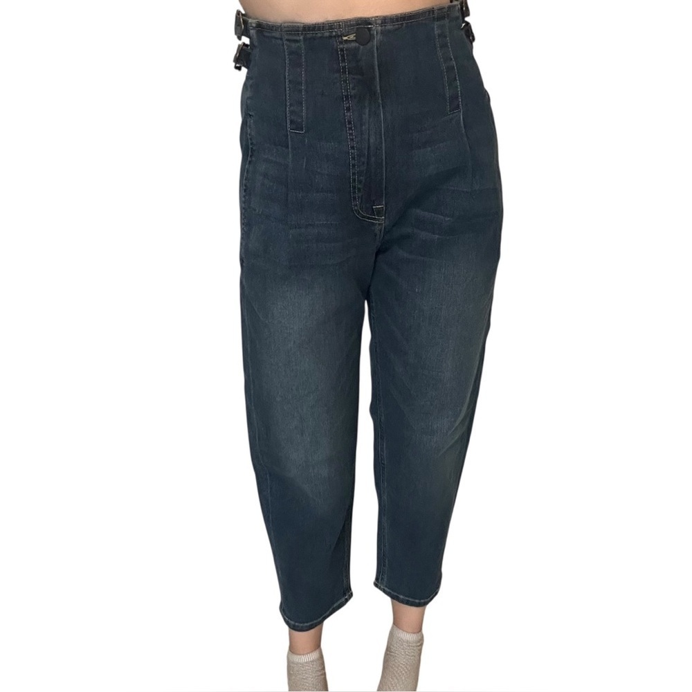 Colovos Jeans Buckle Waist Blue Denim Straight Barrel Leg Size 2 Extra Small New - Picture 9 of 9